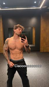 Fitness coach mirror pose